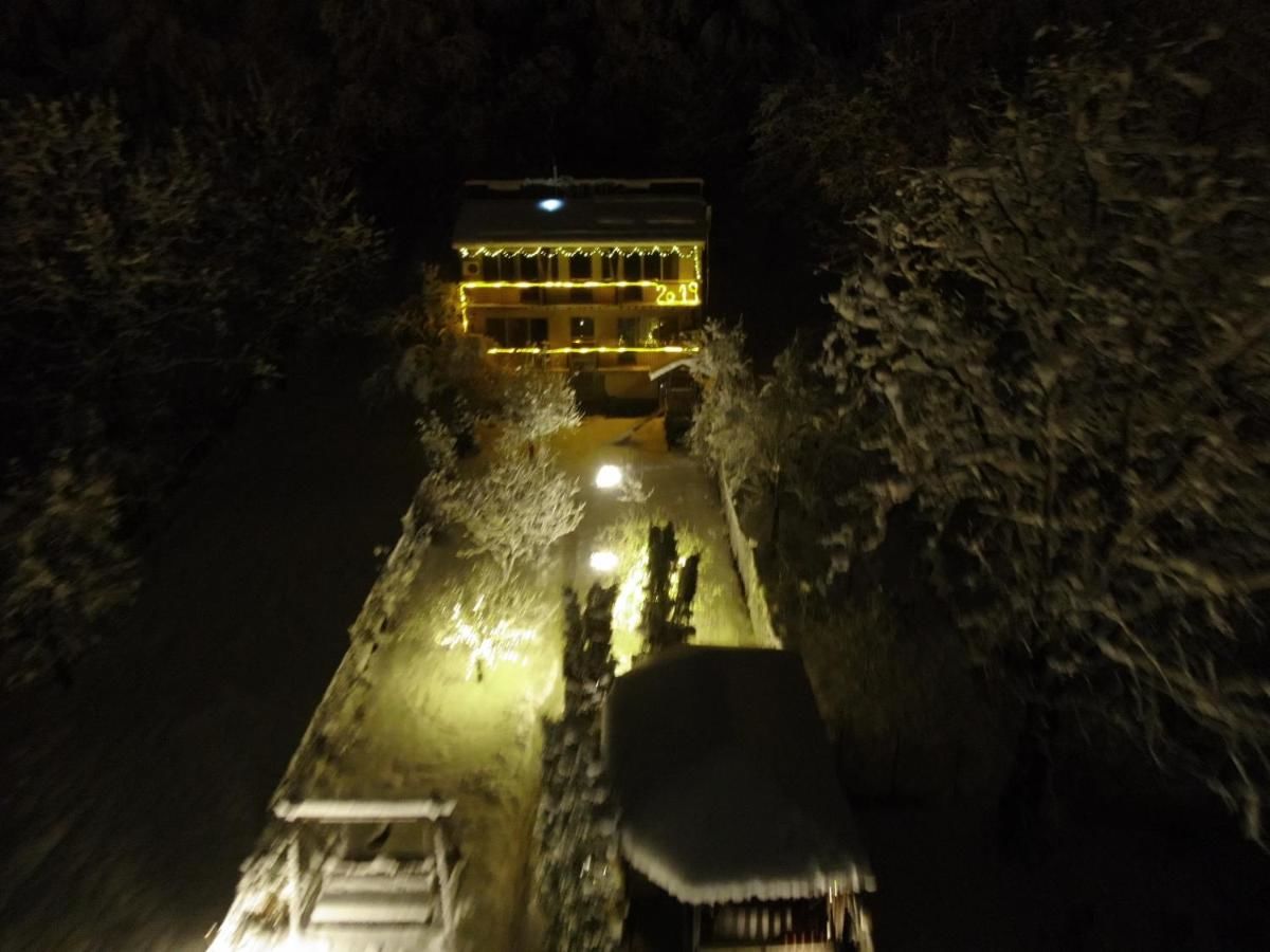 Гостевой дом Cazare Casa Sandra Бэиле-Еркулане-41