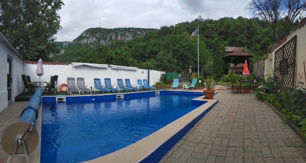 Гостевой дом Cazare Casa Sandra Бэиле-Еркулане-54